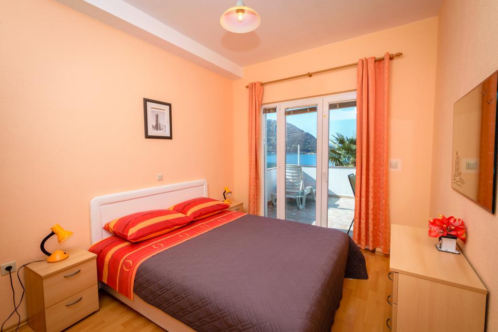 Apartments Galeb Блаце Екстер'єр фото